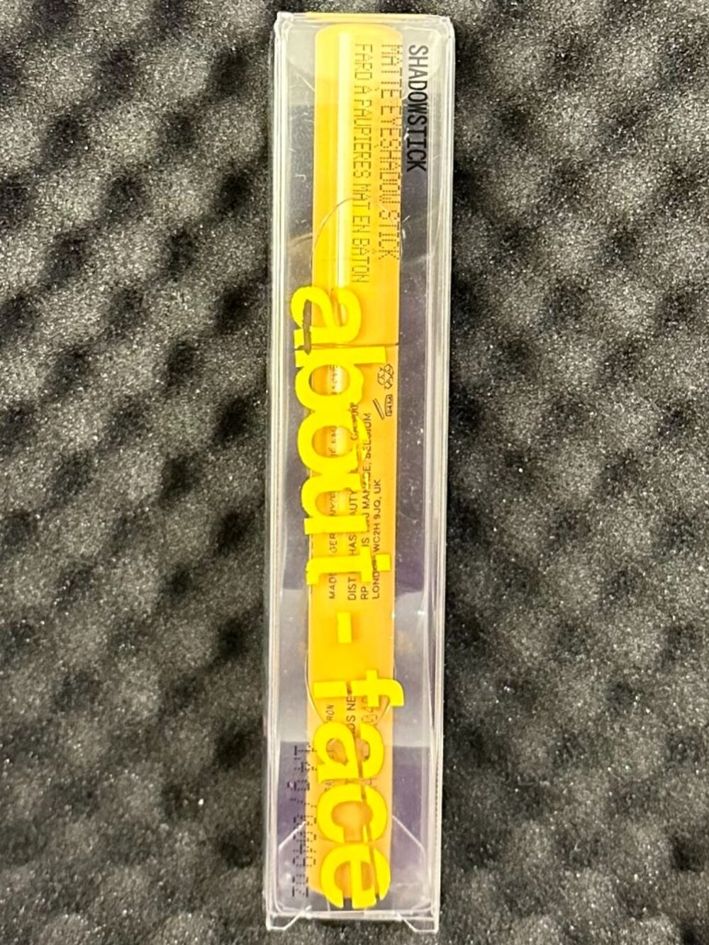 About-Face Shadowstick - Picture 3 of 10